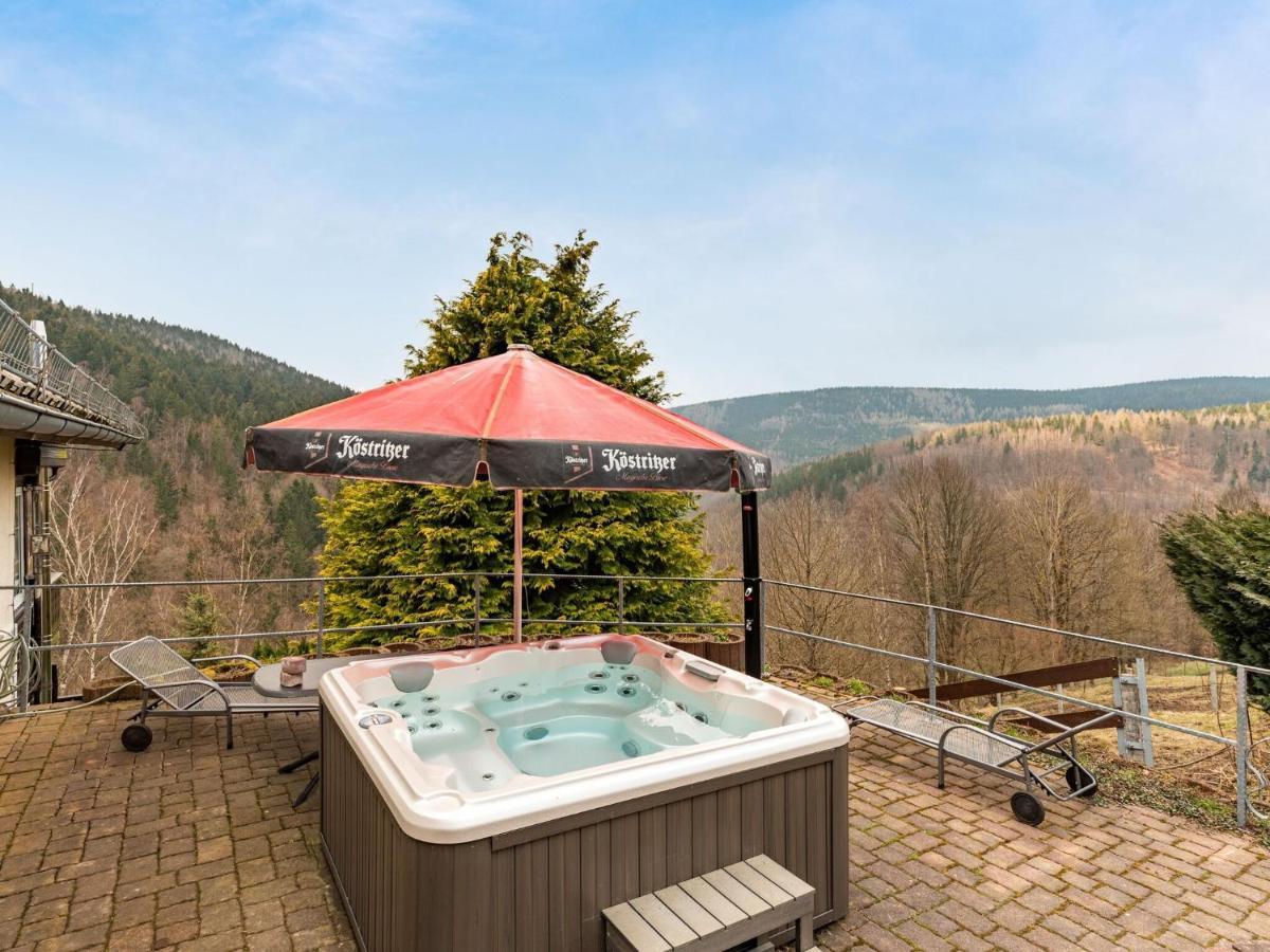 Majestic Holiday Home With Jacuzzi Unterschönau Dış mekan fotoğraf